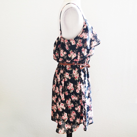 Black Floral Ruffle Dress with Belt Size Large - Picture 5 of 5